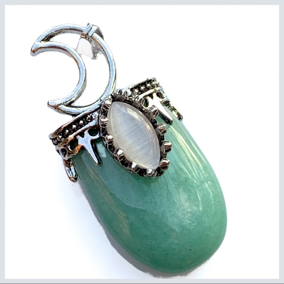 Jewelry - Aventurine Pendant with Moon Cut Out with Labradorite Accent
